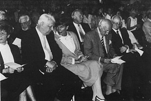 Von links nach rechts: OStD Kosub, Frau Scheel, Altbundespräsident Scheel, OStD i. R. Dr. Hans Mombauer